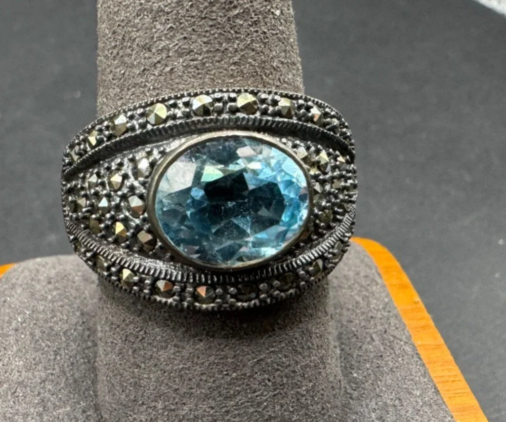 Vtg Thai 925 Sterling Silver Light Blue Sapphire & Marcasite Chunky Ring Sz 10